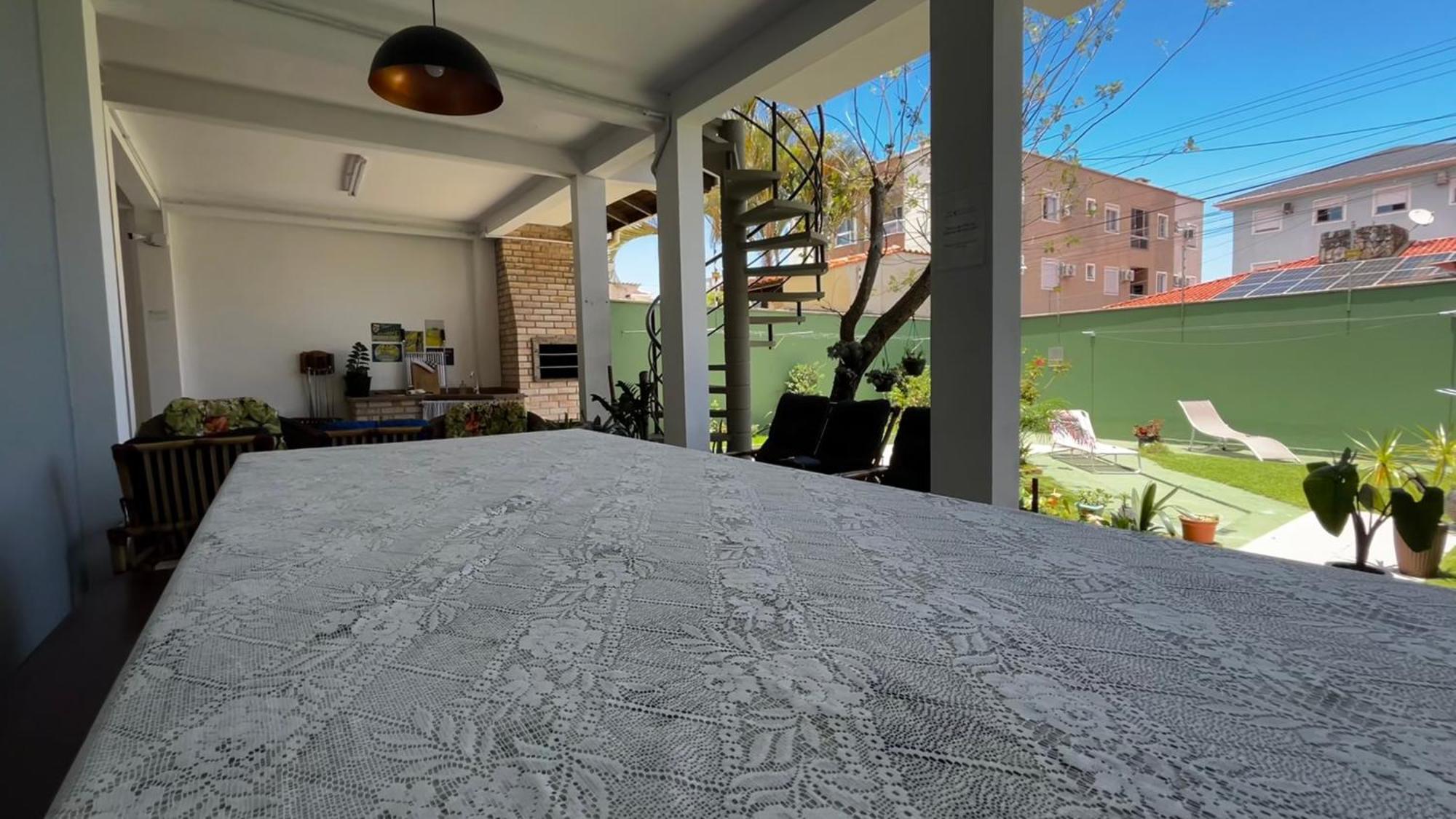 Casa Espacosa Com Sala De Jogos Interna E Externa Florianópolis