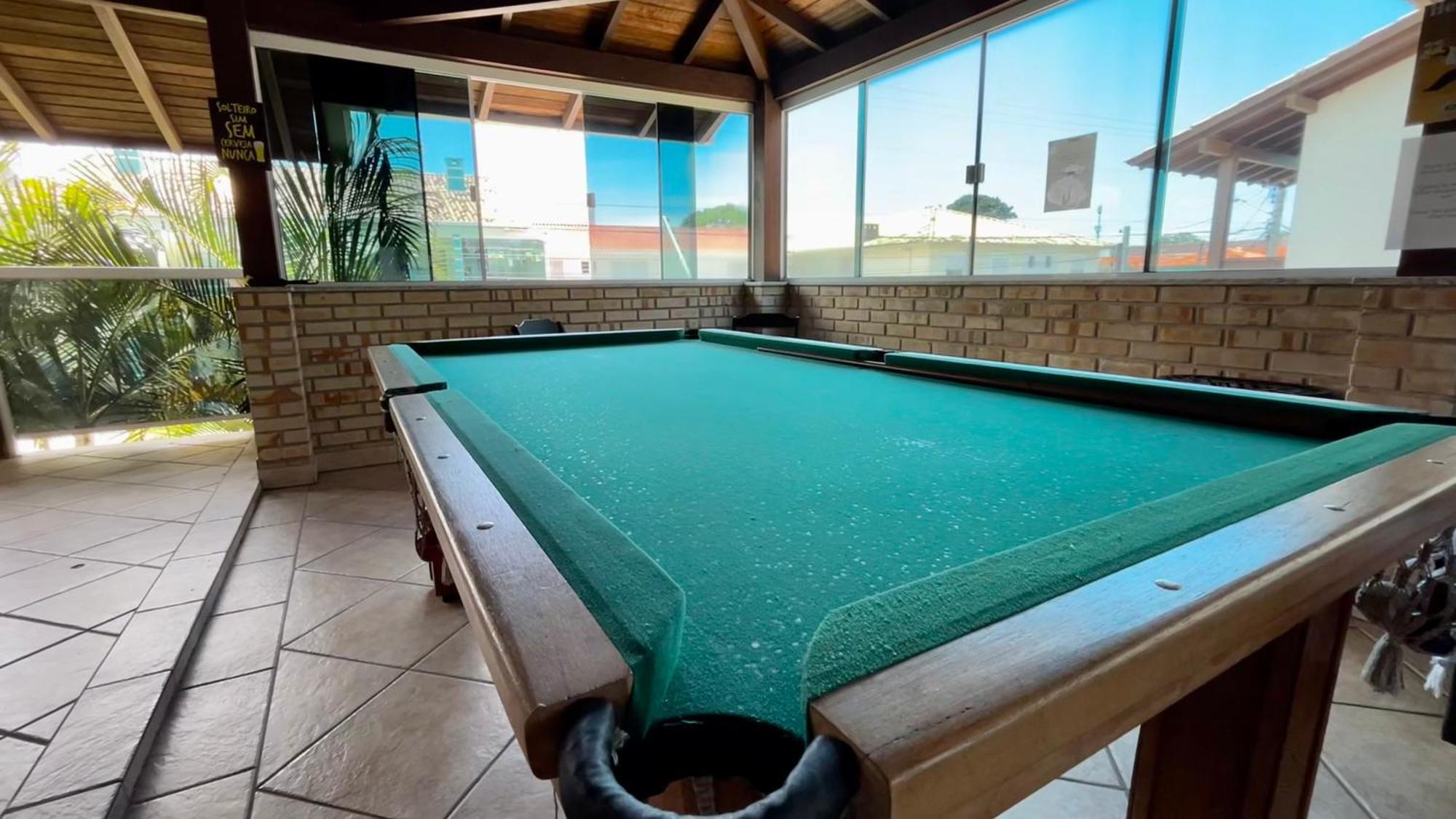 Casa Espacosa Com Sala De Jogos Interna E Externa Сasa de vacaciones