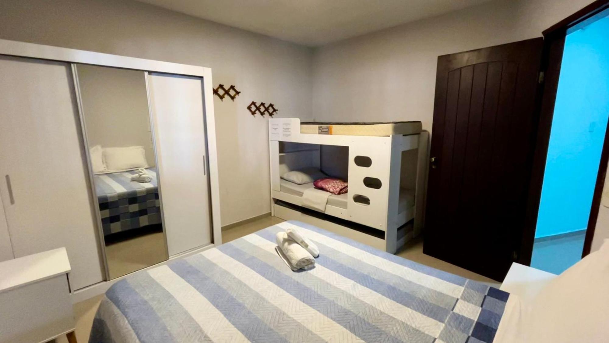 Casa Espacosa Com Sala De Jogos Interna E Externa Сasa de vacaciones Florianópolis