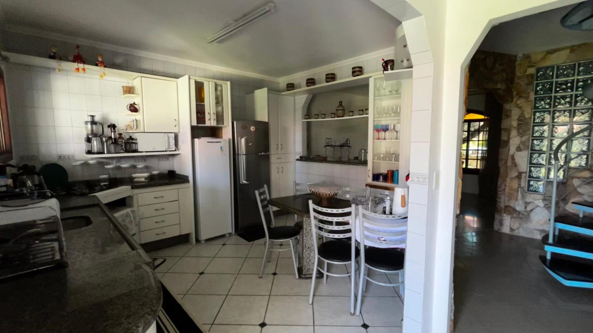 Casa Espacosa Com Sala De Jogos Interna E Externa Florianópolis